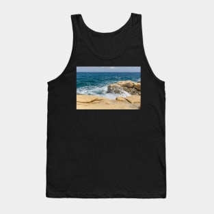 Wave breaks on rocks of the Sliema coast Tank Top